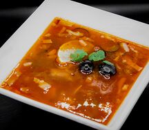 Солянка сборная мясная