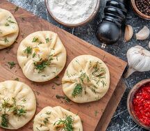 Хинкали отварные с курицей