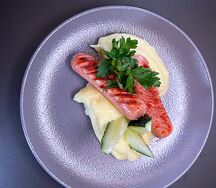 Картофельное пюре с жареными сосисками
