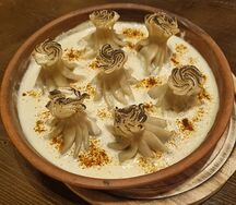 Хинкали, запеченные с соусом сливочно-горчичным