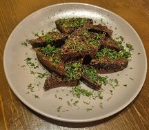 Гренки чесночные