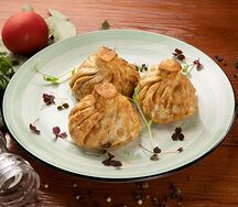Хинкали с луком и грибами жареные