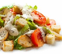 Салат Цезарь с курицей