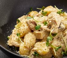 Ньокки с цыпленком и грибами