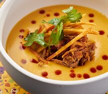 Кукурузный суп с рваной свининой