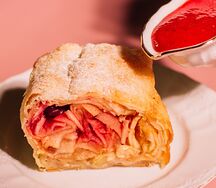 Штрудель с яблоками