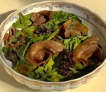 Тёплый салат с говяжьим языком