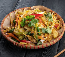 Жареная лапша Миен сао га