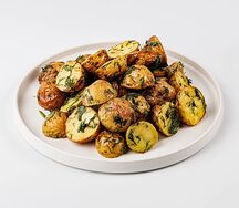 Мини-картофель с зеленью