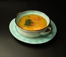 Уха из семги с креветкой