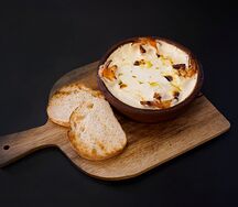 Креветки чкмерули в сливочном соусе