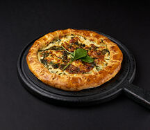 Пирог со шпинатом и сыром