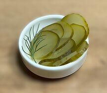 Маринованный огурец