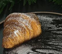 Ванильный круассан 