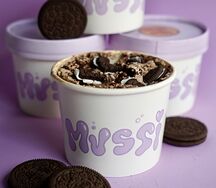 Шоколадный пудинг с солёным брауни