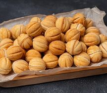 Орешек со сгущенкой 