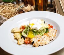 Салат Цезарь Фирменный