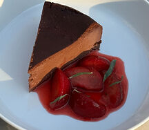 Шоколадный чизкейк с оливковым маслом и солью