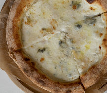 Пицца 4 сыра