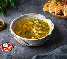 Куриный суп с лапшой