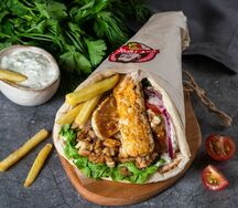 Гирос Халлуми с курицей