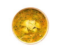 Бульон с индейкой и мини-равиоли со шпинатом