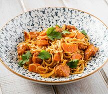 Лапша Тондури с крахмальной курицей