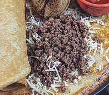 Блин с мясом и сыром