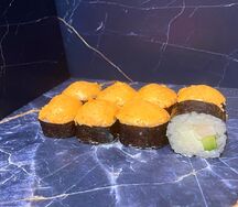 Запечённый ролл с жареной курицей