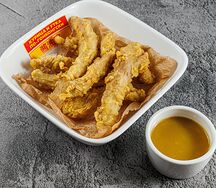 Куриные стрипсы с медово-горчичным соусом