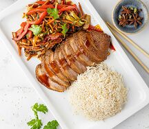 Филе утиной грудки с соусом хойсин