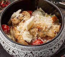 Салат Цезарь с курицей