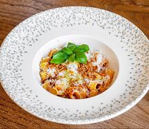 Арабьята с рваной говядиной