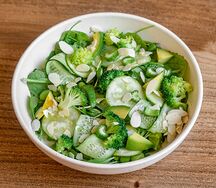 Зеленый салат