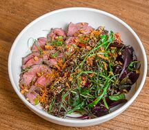 Салат с ростбифом