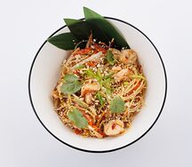 Лапша с тигровыми креветками