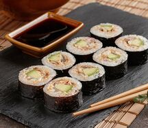 Ролл Восток с угрём