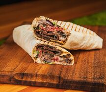 Донер с говядиной в лаваше