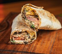 Донер с курицей в лаваше