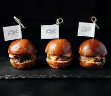 Мини-бургеры из мраморной говядины