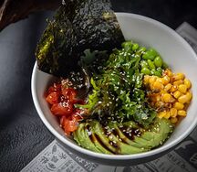 Боул с лососем, кукуруза и терияки