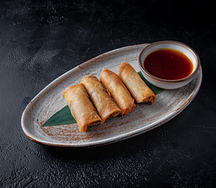 Спринг-ролл с уткой и грибами шиитаке