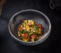 Битые огурцы Бабушки Лао