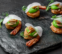 Креветки васаби, дайкон и миндаль