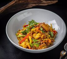 Лапша по-сингапурски с креветками