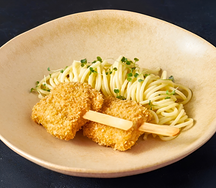 Куриные стрипсы с лапшой