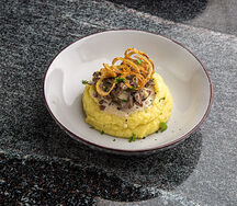 Бефстроганов в сливочном соусе