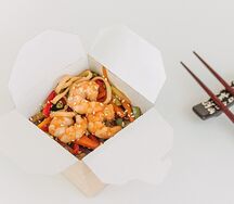 Wok с креветками