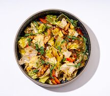 Салат с курочкой и медово-горчичной заправкой