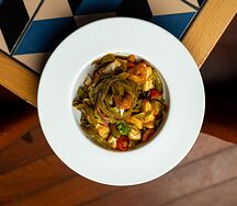 С курицей, оливками и каперсами Итальяно